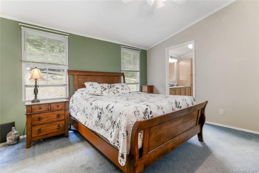 1577 Old Fort Road Fairview, NC 28730 - Photo 27 of 37 Gallery Image 27