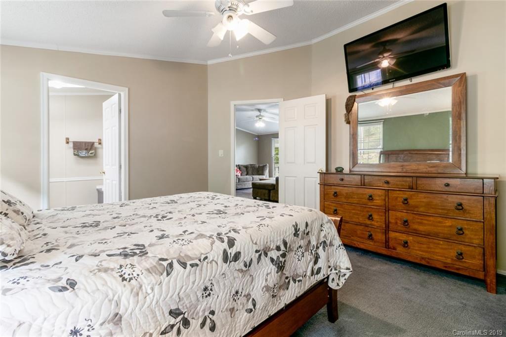 1577 Old Fort Road Fairview, NC 28730 - Photo 28 of 37 Gallery Image 28