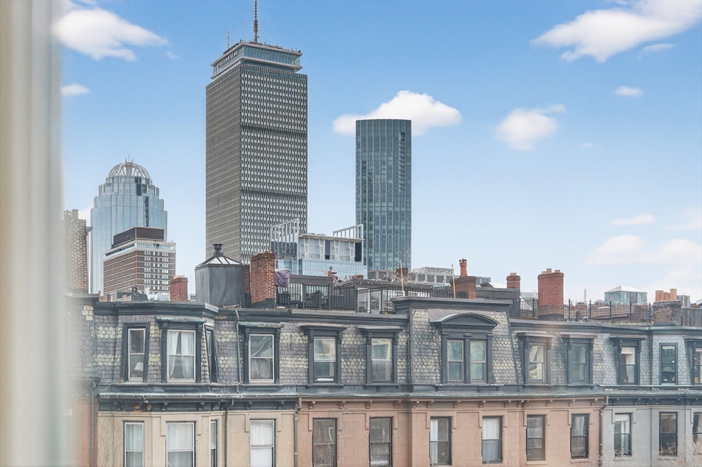 290 Beacon Street, Unit 4 Boston, MA 02116 - Photo 10 of 12 a view of city with tall buildings