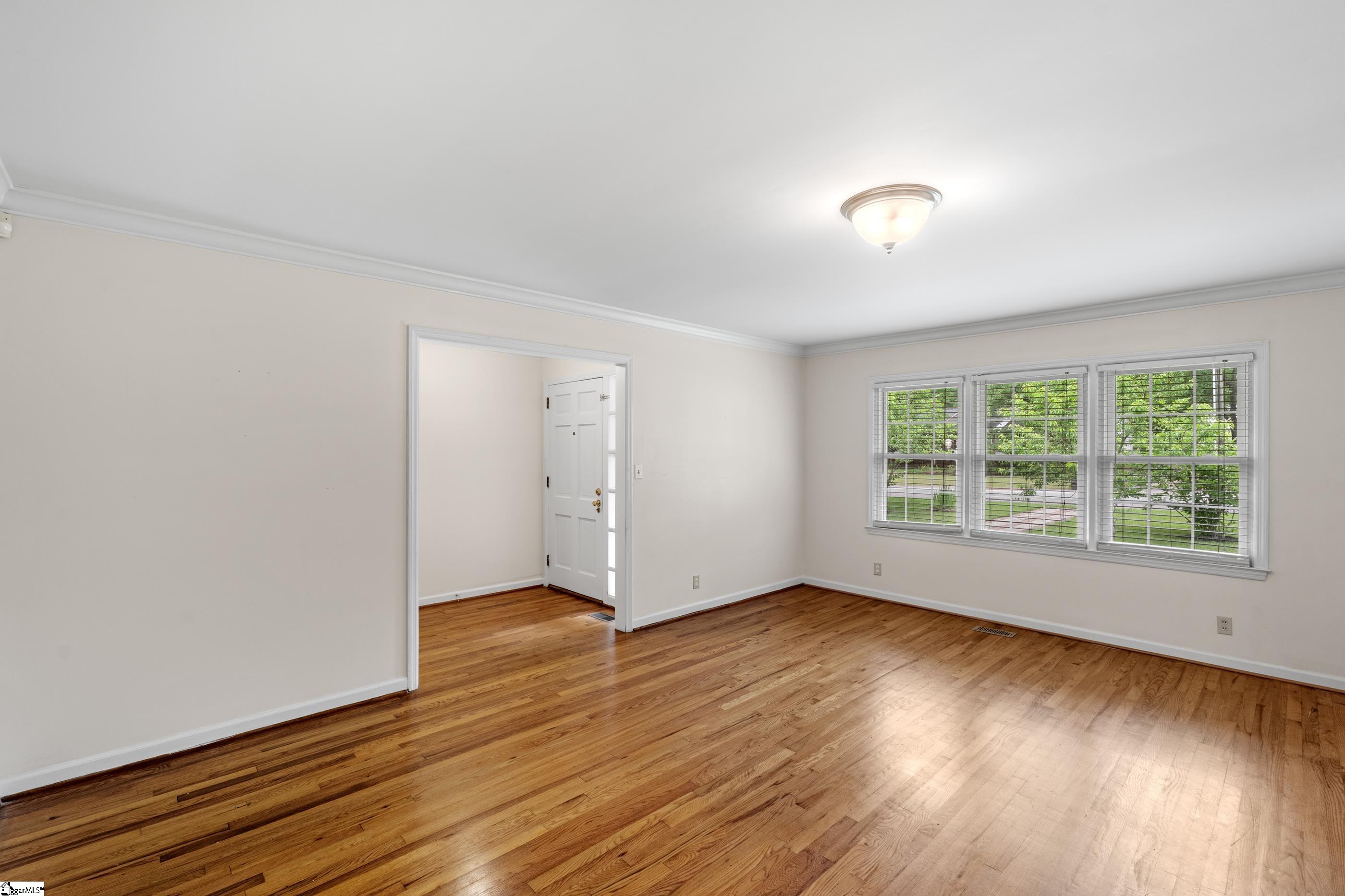 5 Covington Road Greenville, SC 29617 - Photo 7 of 35 Gallery Image 7