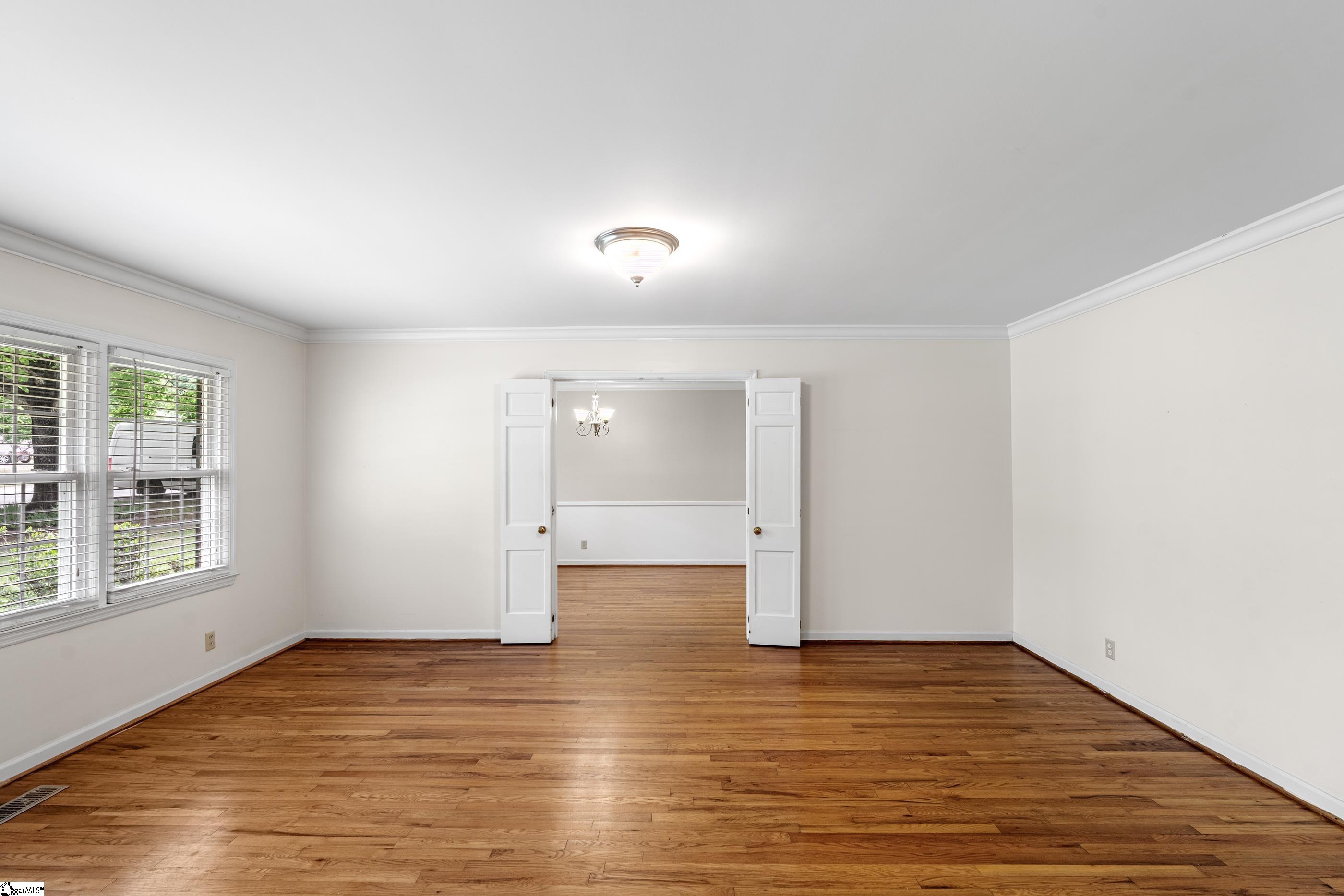 5 Covington Road Greenville, SC 29617 - Photo 8 of 35 Gallery Image 8