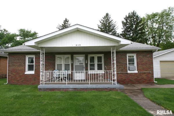 $140,000 | 415 South Minier Avenue, Minier, IL 61759