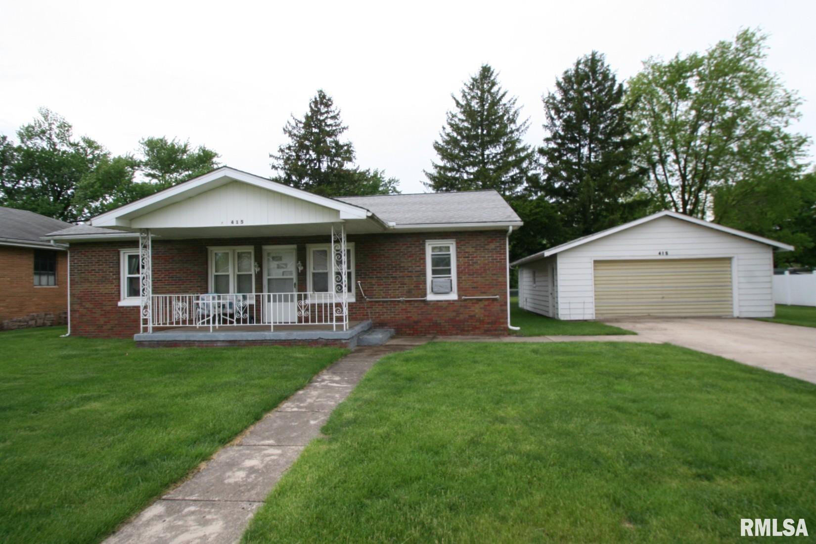 415 South Minier Avenue Minier, IL 61759 - Photo 2 of 16