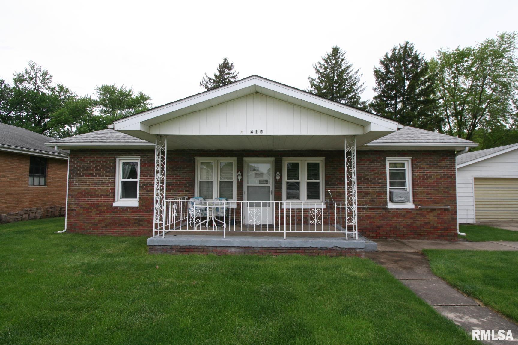 415 South Minier Avenue Minier, IL 61759 - Photo 3 of 16