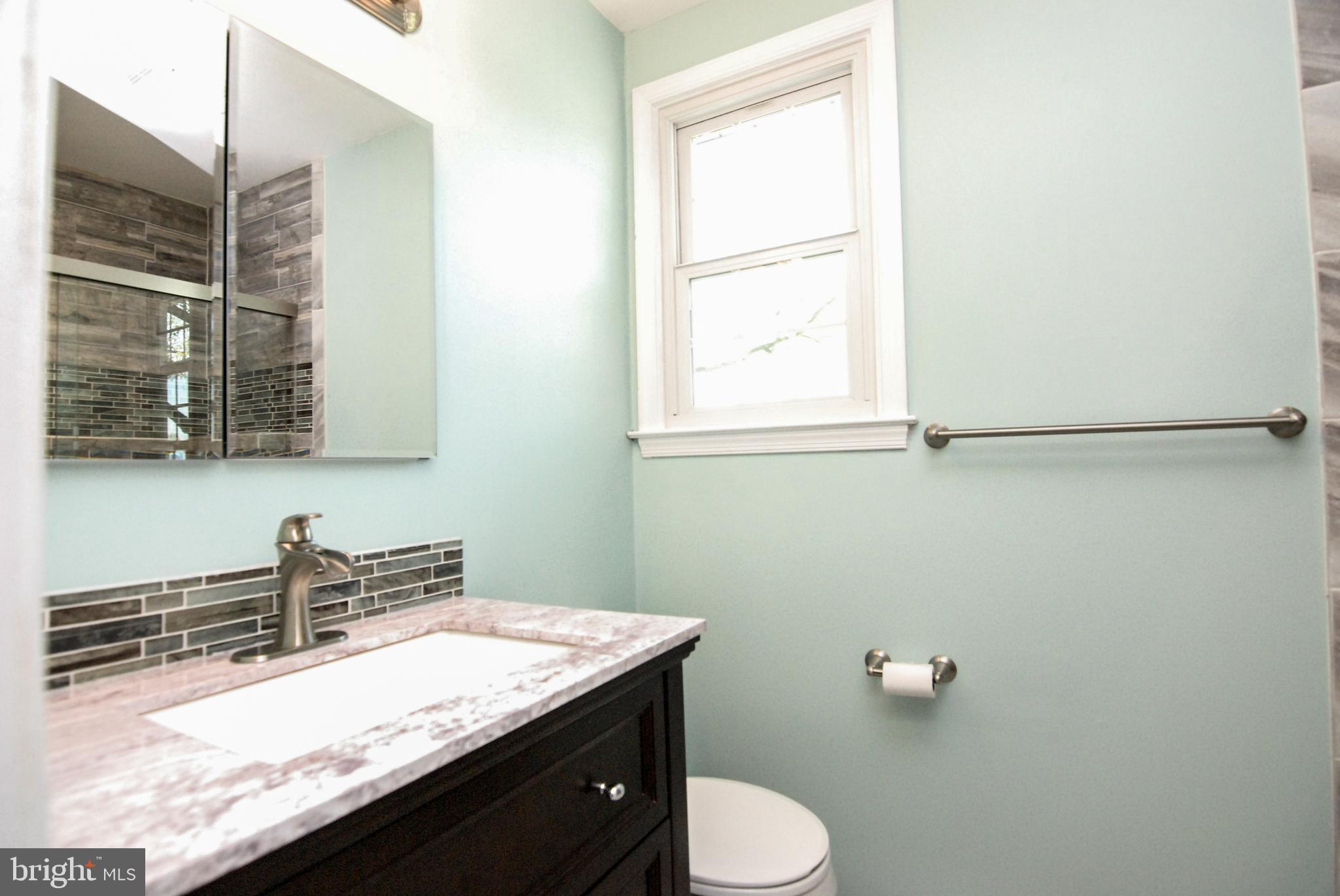 614 Venture Road Hockessin, DE 19707 - Photo 25 of 47 Updated master bath