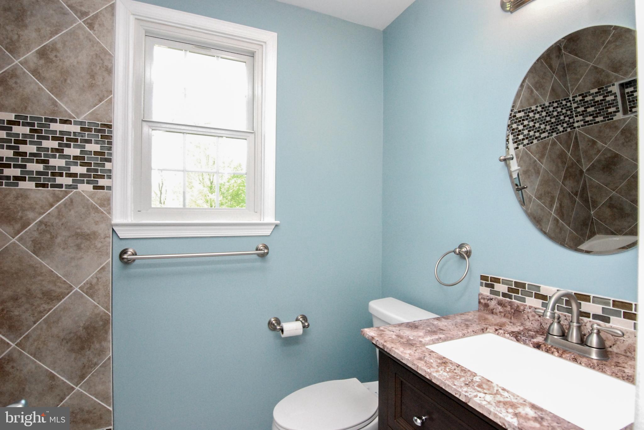 614 Venture Road Hockessin, DE 19707 - Photo 35 of 47 Updated hall bath