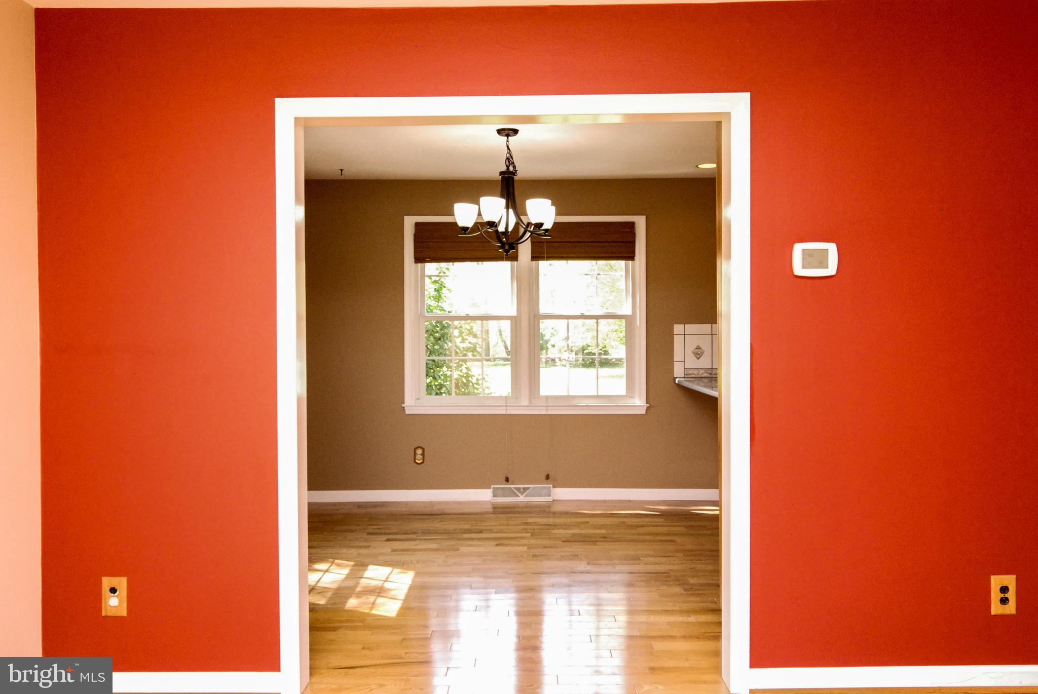 614 Venture Road Hockessin, DE 19707 - Photo 6 of 47 Living room into dining room