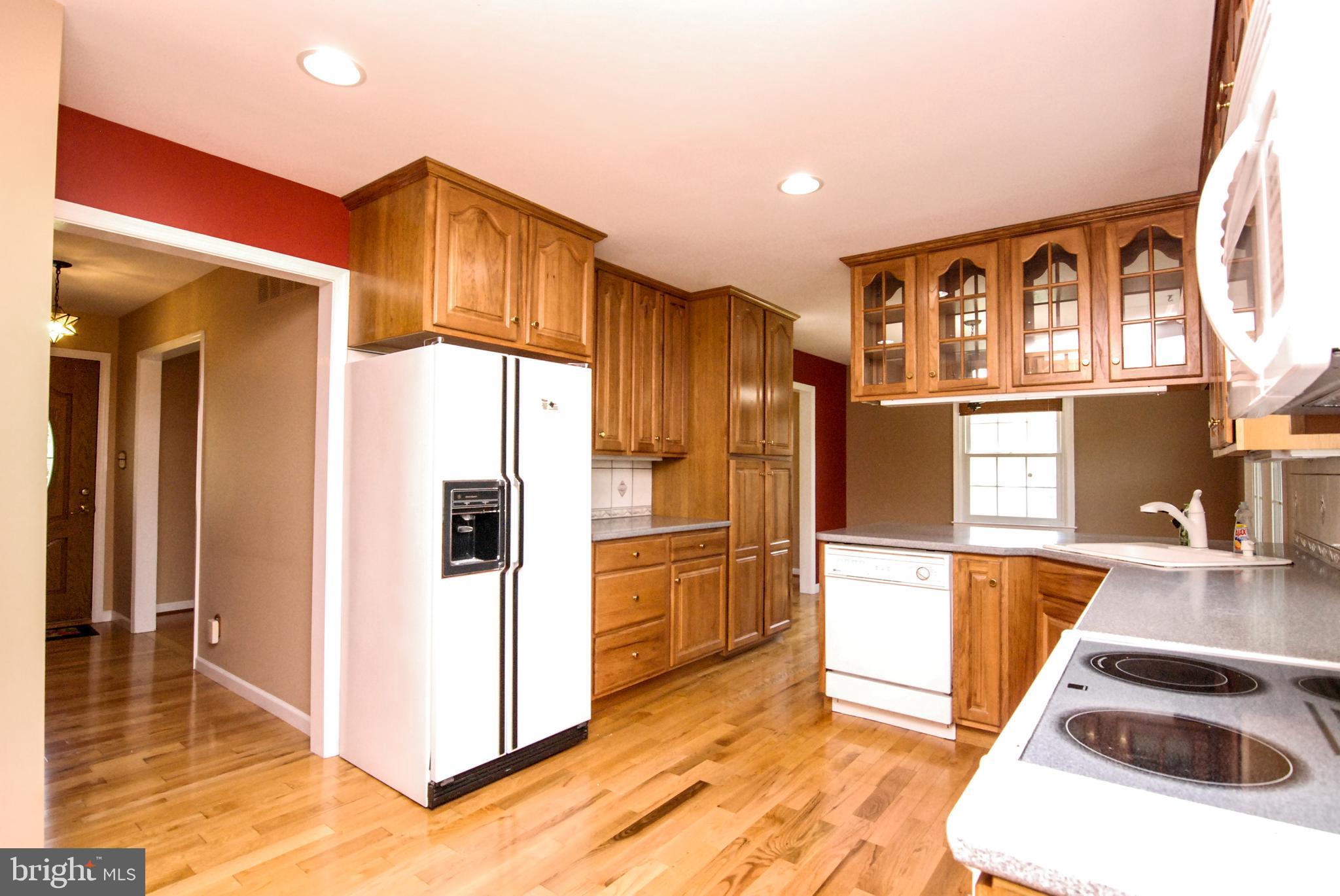 614 Venture Road Hockessin, DE 19707 - Photo 8 of 47 Updated kitchen