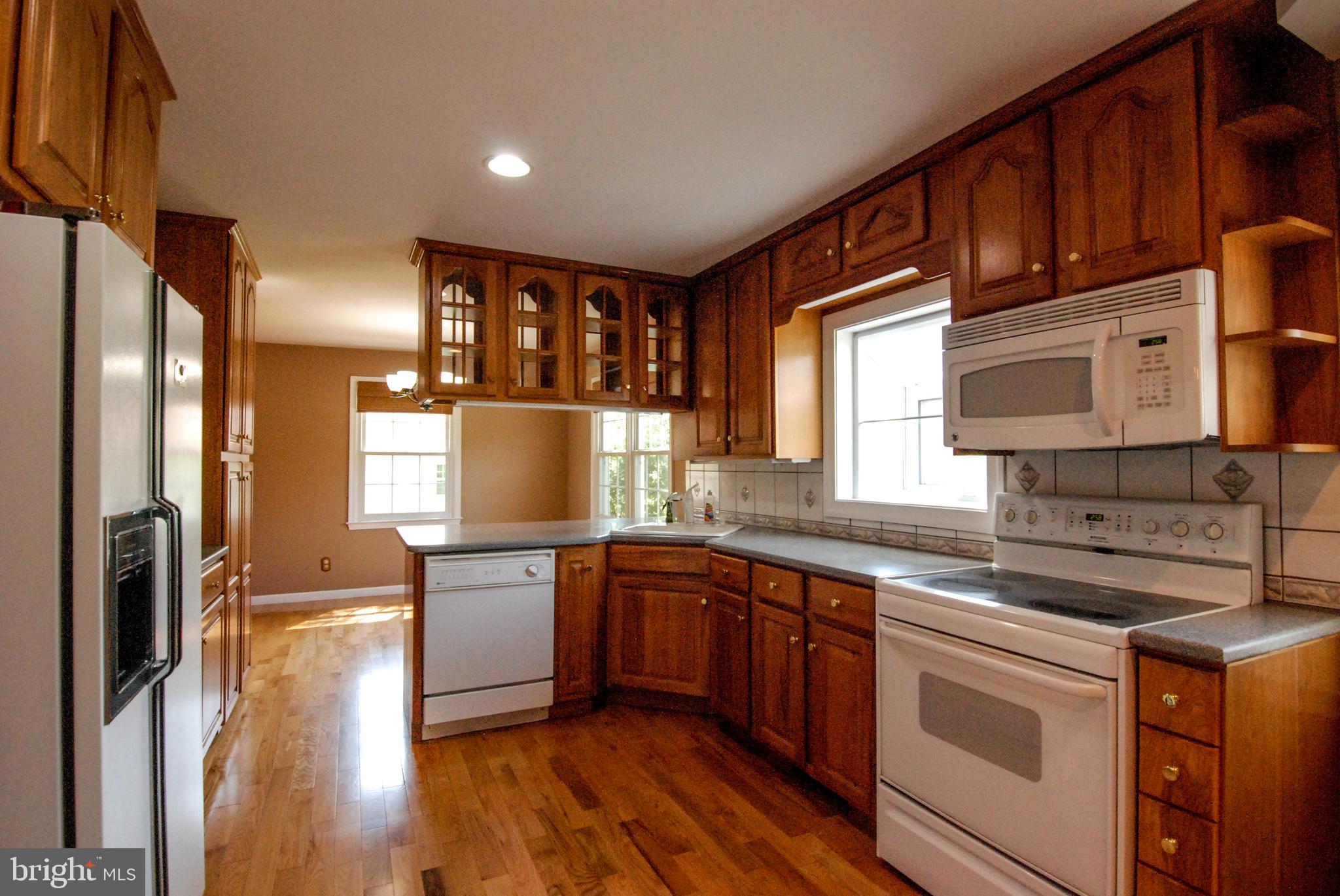 614 Venture Road Hockessin, DE 19707 - Photo 9 of 47 Kitchen