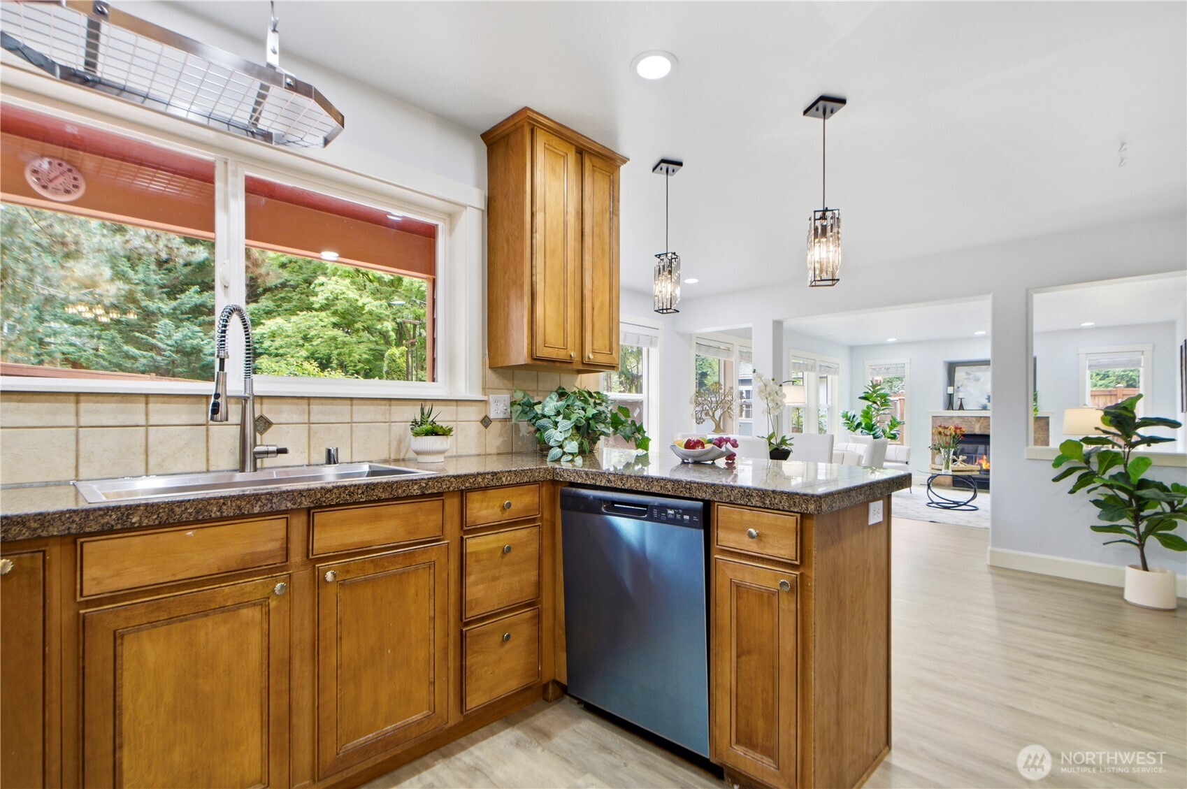 15410 Waynita Way Northeast Bothell, WA 98011 - Photo 12 of 39