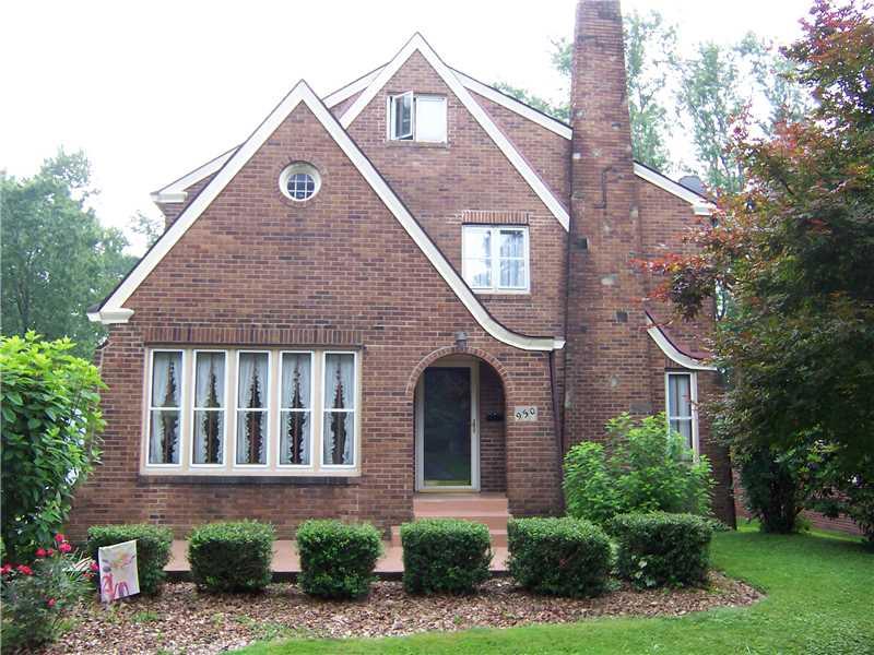 950 Highland Road Sharon, PA 16146 - Photo 1 of 22 Exterior Front.