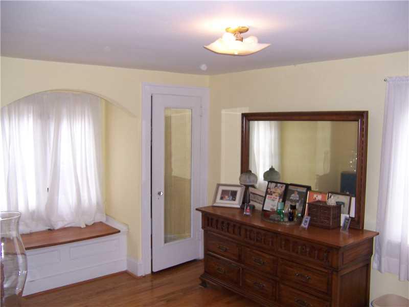 950 Highland Road Sharon, PA 16146 - Photo 16 of 22 Bedroom.