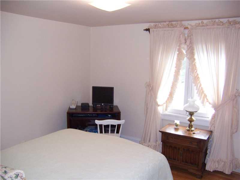 950 Highland Road Sharon, PA 16146 - Photo 18 of 22 Bedroom.
