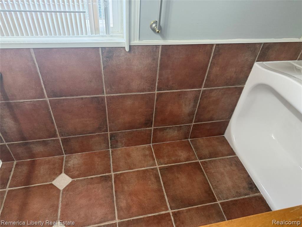 464 Welch Road Northville, MI 48167 - Photo 22 of 28