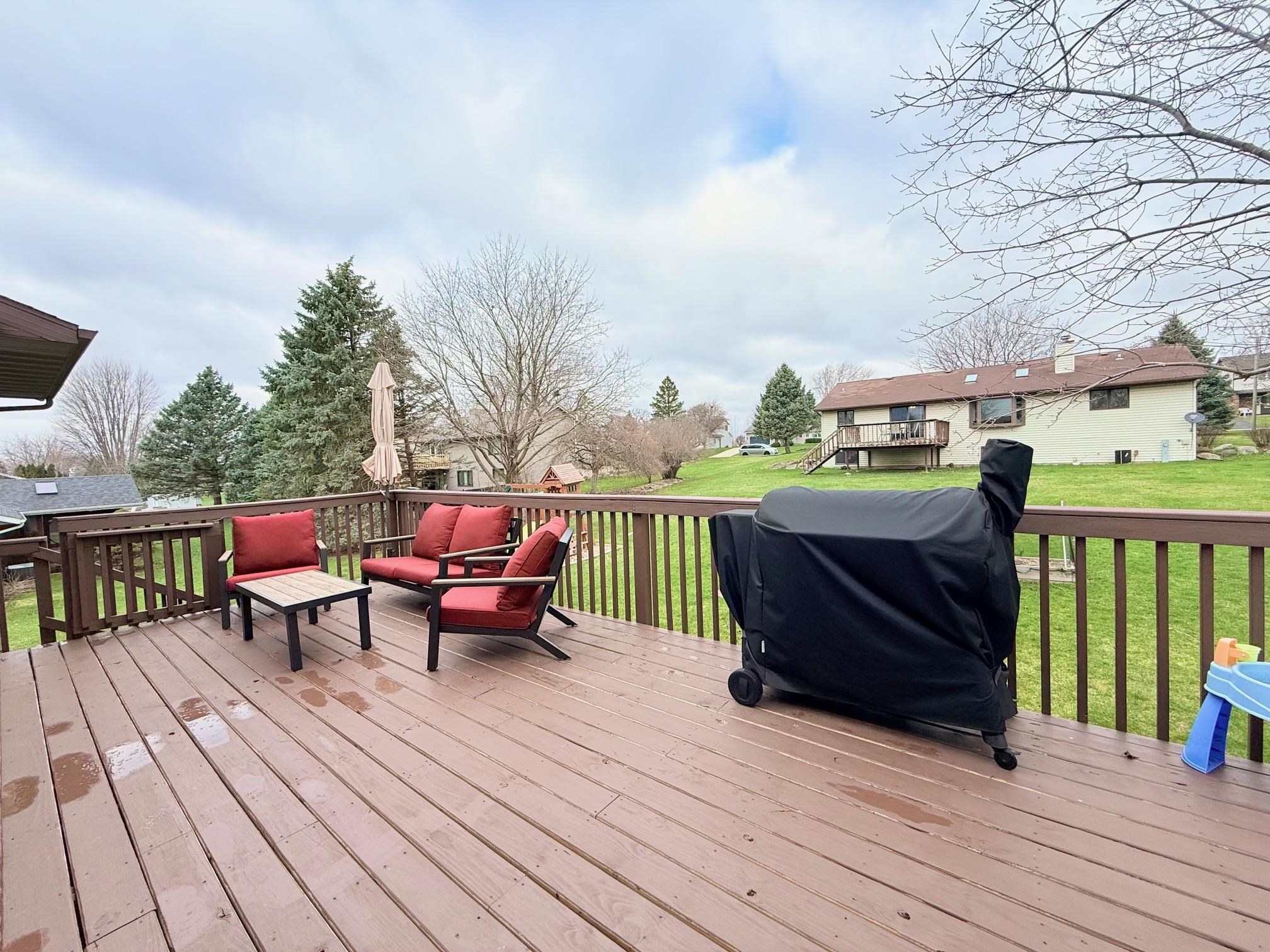 516 West Mohawk Trail DeForest, WI 53532 - Photo 9 of 25