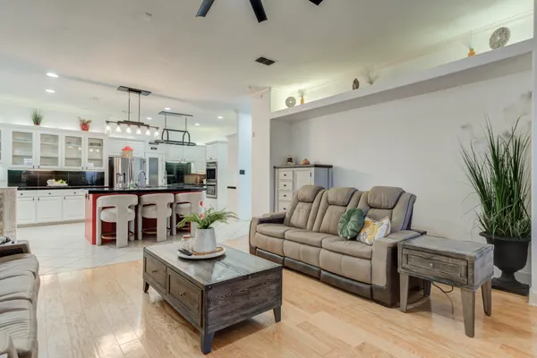 $570,000 | 4707 102nd Street, Lubbock, TX 79424