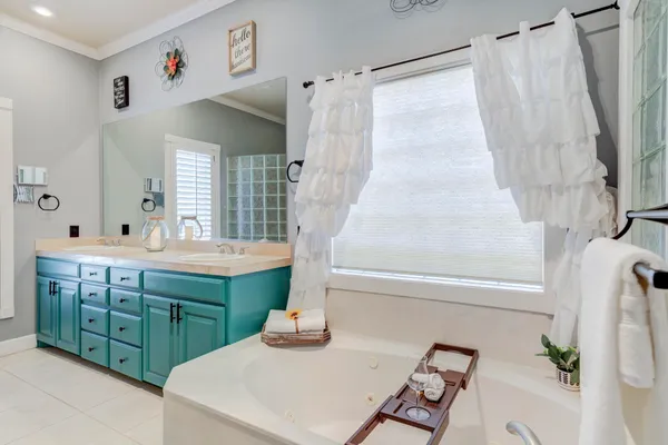 $570,000 | 4707 102nd Street, Lubbock, TX 79424