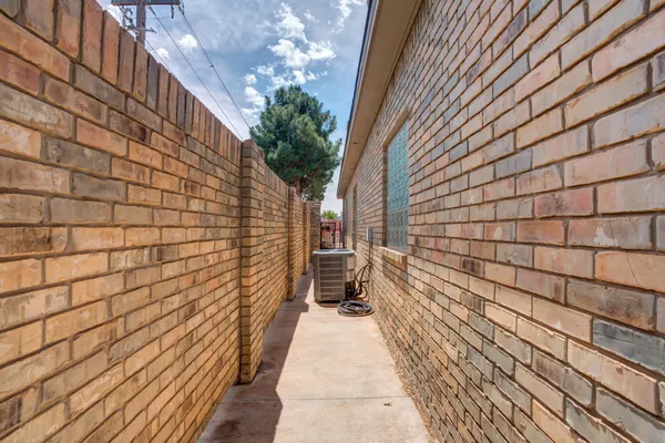 $570,000 | 4707 102nd Street, Lubbock, TX 79424