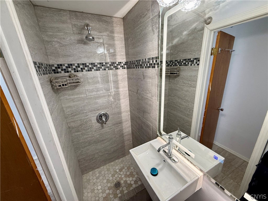 2 Ilex Lane Clay, NY 13090 - Photo 26 of 35