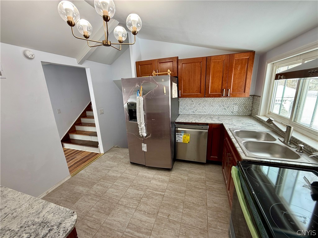 2 Ilex Lane Clay, NY 13090 - Photo 7 of 35