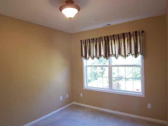406 Tanner Chase Way Greenville, SC 29607 - Photo 6 of 16 Gallery Image 6