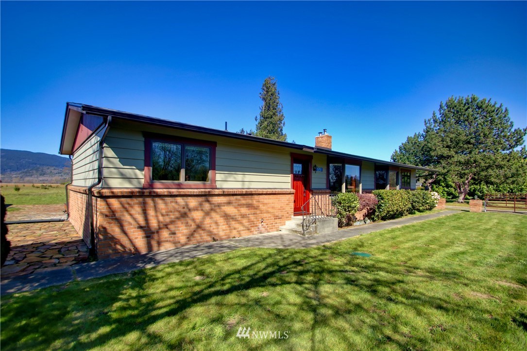 15757 Bow Hill Road Bow, WA 98232 - Photo 3 of 40 Gallery Image 3