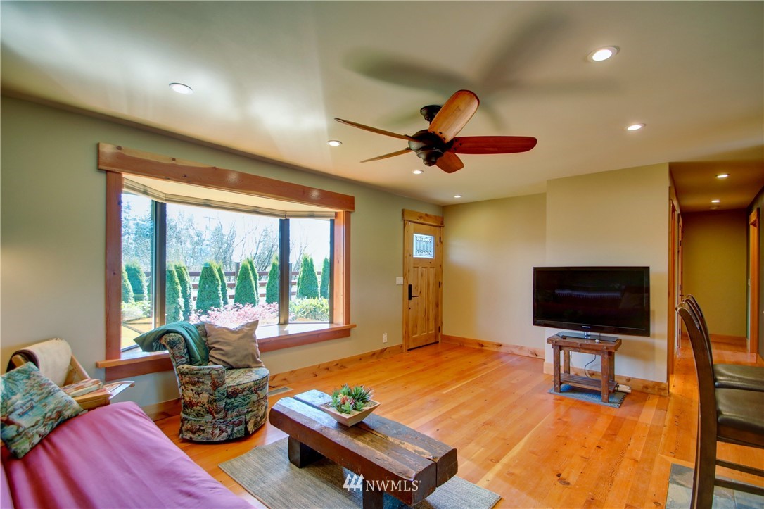15757 Bow Hill Road Bow, WA 98232 - Photo 4 of 40 Gallery Image 4