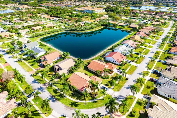 $800,000 | 5657 Aspen Ridge Circle, Delray Beach, FL 33484