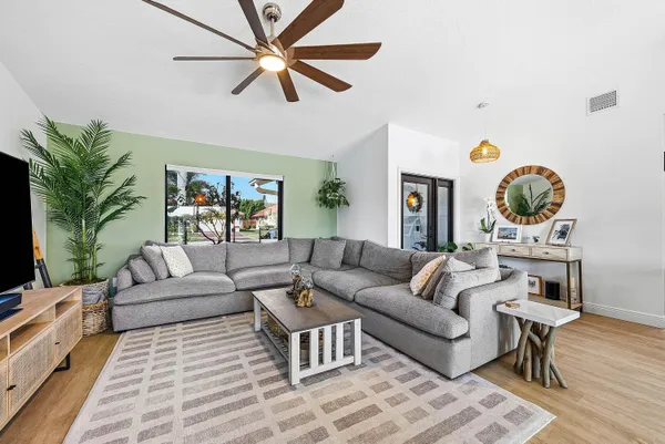 $800,000 | 5657 Aspen Ridge Circle, Delray Beach, FL 33484