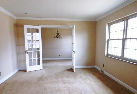 7709 Whitcomb Road Powell, TN 37849 - Photo 4 of 13 Living Room w/ French Doors