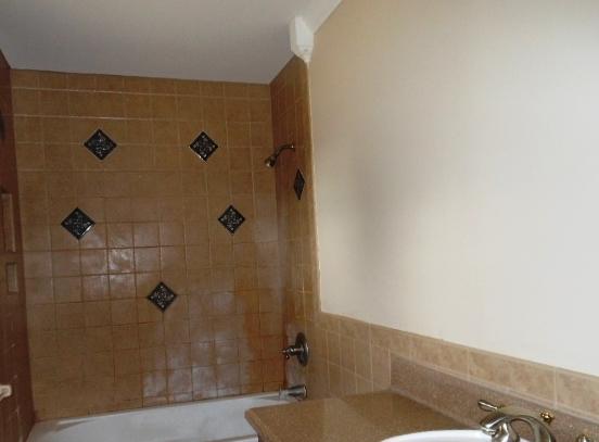 7709 Whitcomb Road Powell, TN 37849 - Photo 10 of 13 Check out the tile in the master bath