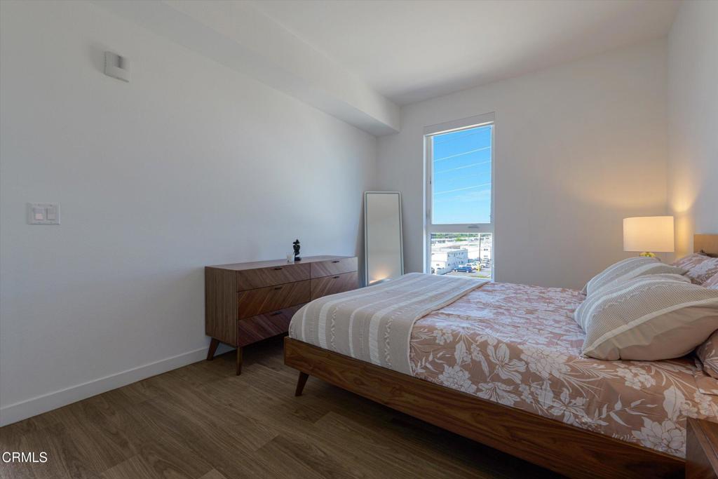 18900 Parthenia Street, Unit 101 Northridge, CA 91324 - Photo 22 of 38 43-18900 Parthenia St-43
