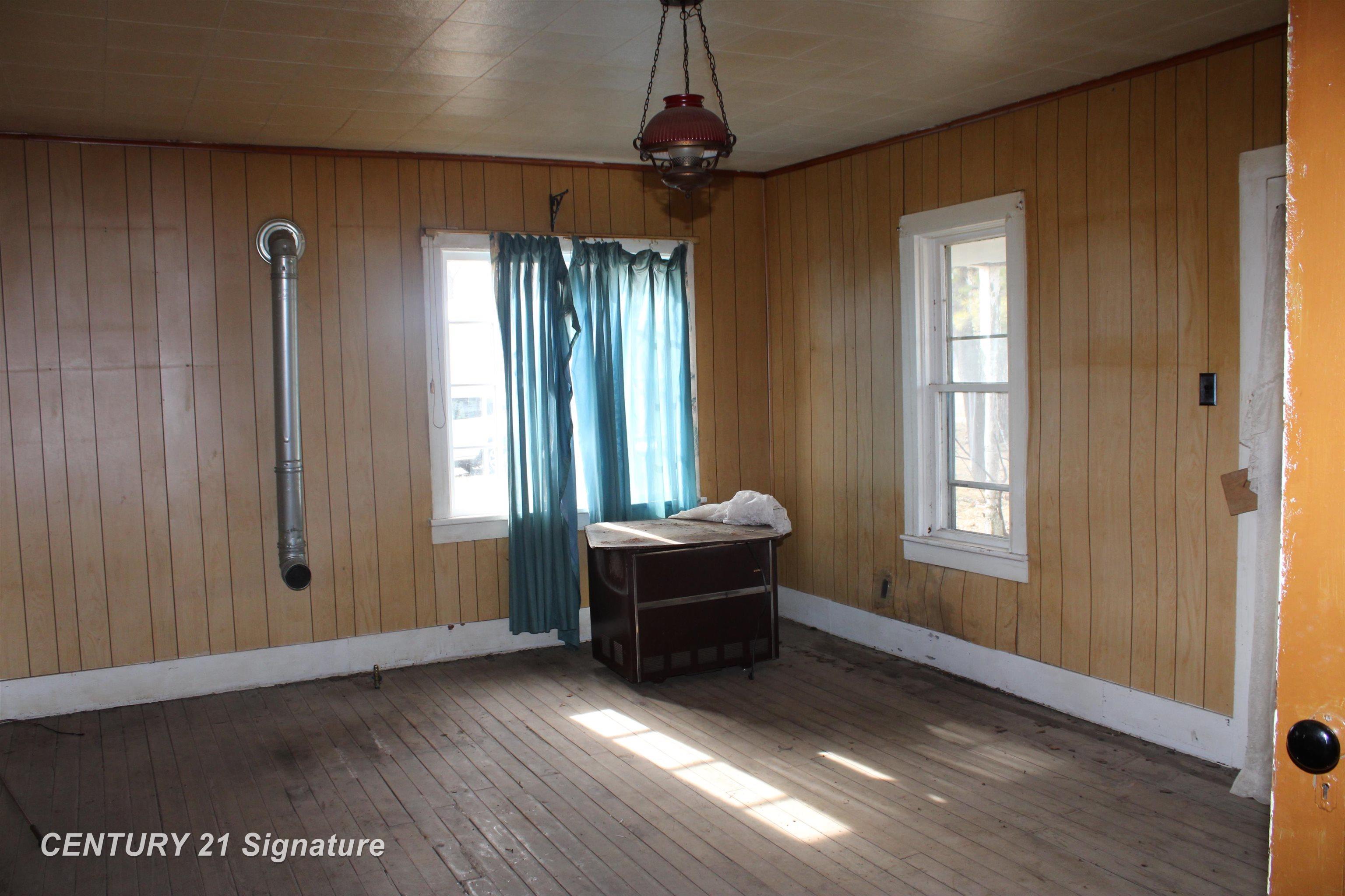 12005 Amman Road St. Charles, MI 48655 - Photo 10 of 38