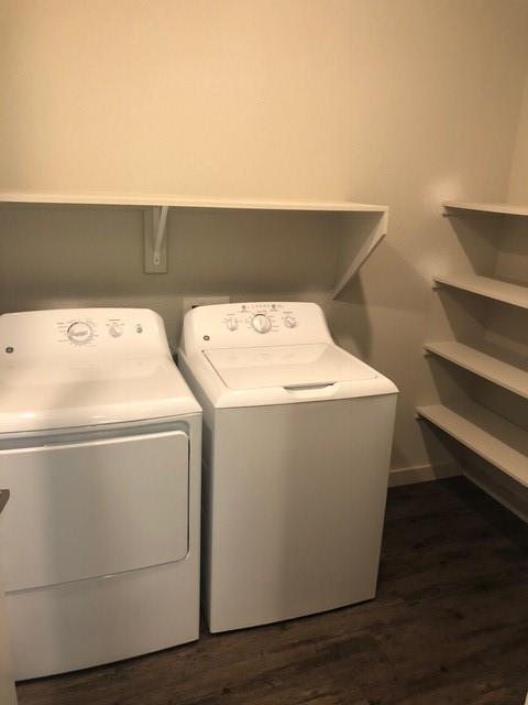 2309 North Elm Street Denton, TX 76201 - Photo 3 of 8 a utility room with dryer and washer