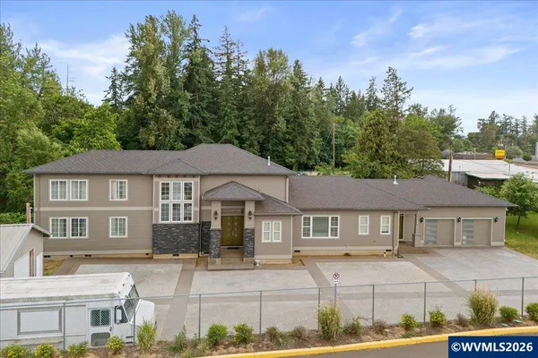 $965,000 | 4098 Portland Road Northeast, Salem, OR 97301