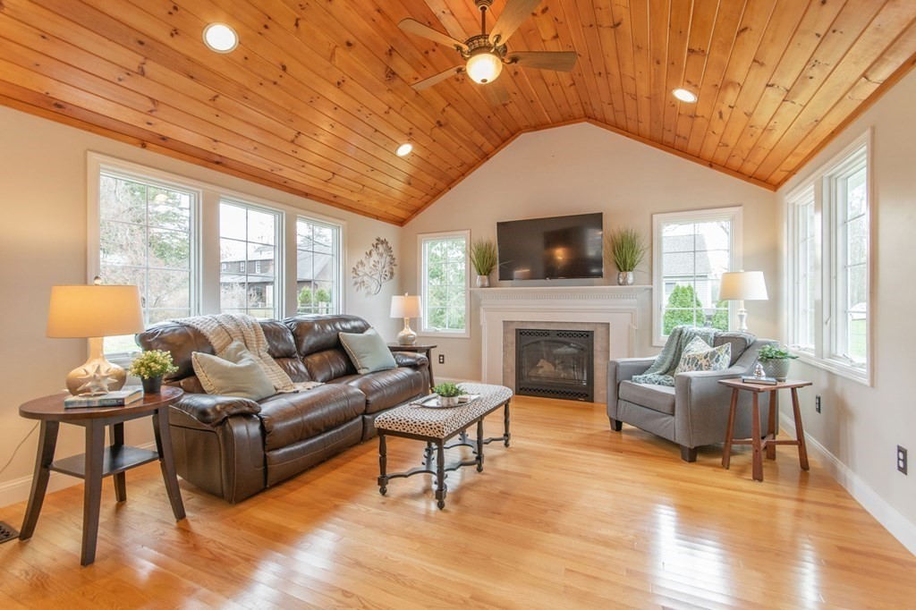 117 Lincoln Road Longmeadow, MA 01106 - Photo 12 of 35