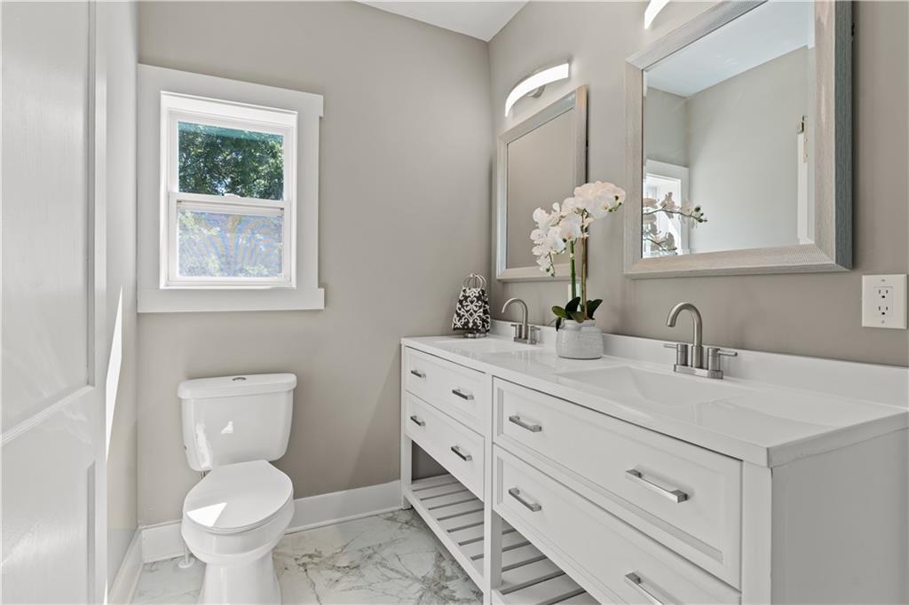 672 Cascade Avenue Southwest Atlanta, GA 30310 - Photo 14 of 28