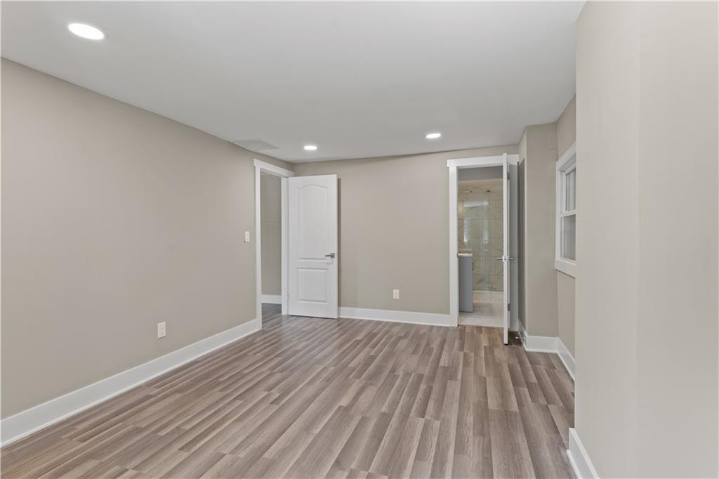 672 Cascade Avenue Southwest Atlanta, GA 30310 - Photo 19 of 28