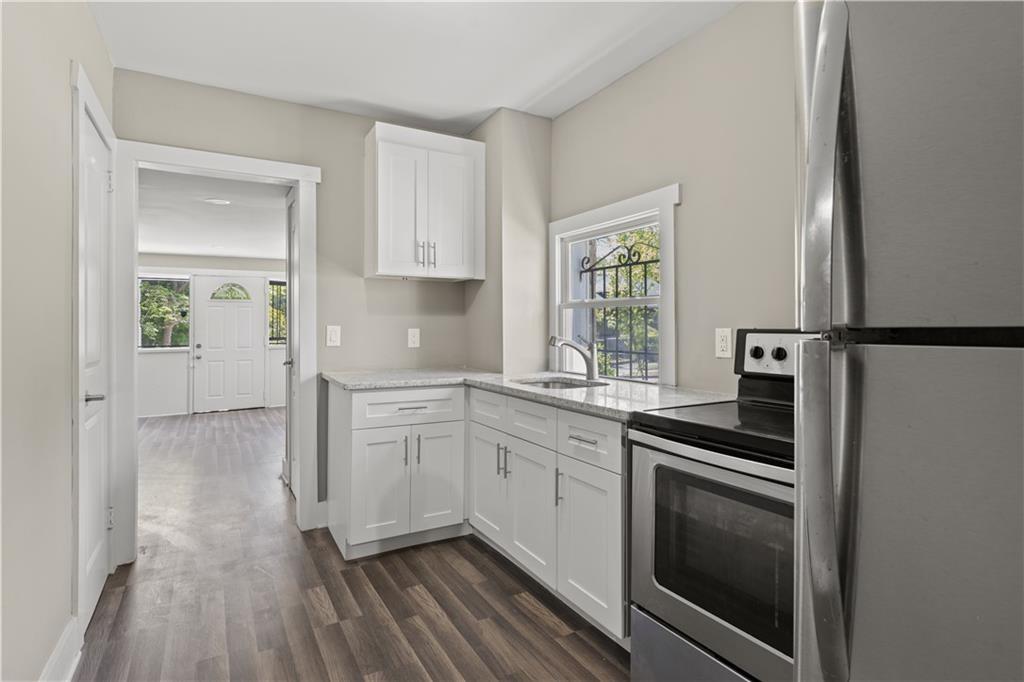 672 Cascade Avenue Southwest Atlanta, GA 30310 - Photo 22 of 28