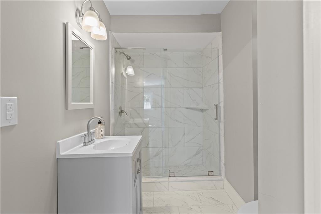 672 Cascade Avenue Southwest Atlanta, GA 30310 - Photo 24 of 28