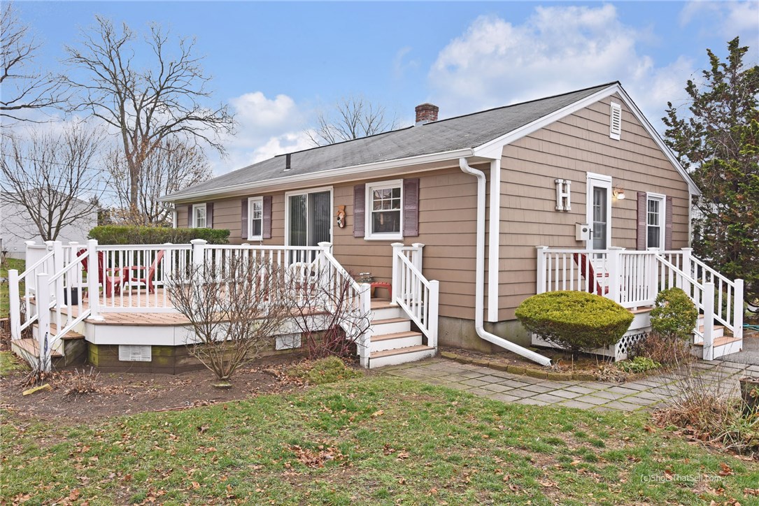 37 Marblehead Street Warwick, RI 02889 - Photo 22 of 27 Gallery Image 22