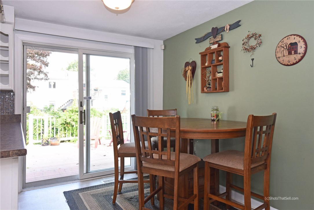 37 Marblehead Street Warwick, RI 02889 - Photo 6 of 27 Gallery Image 6