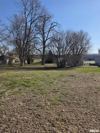 $105,000 | 1234 North 26th Street, Quincy, IL 62301