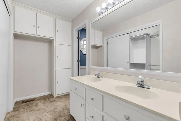 $260,000 | 1677 Clearview Drive, Manning, SC 29102