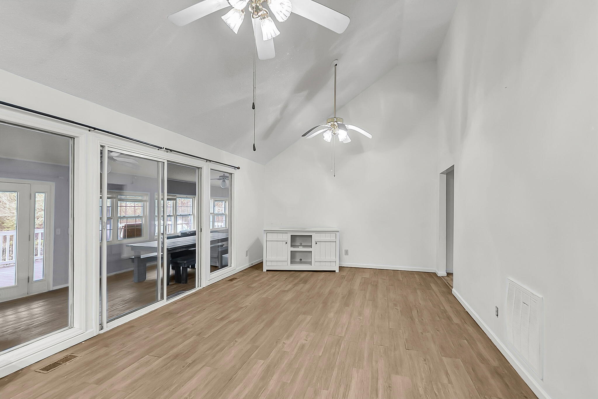 1677 Clearview Drive Manning, SC 29102 - Photo 8 of 41 CREM - 1677 Clearview-16