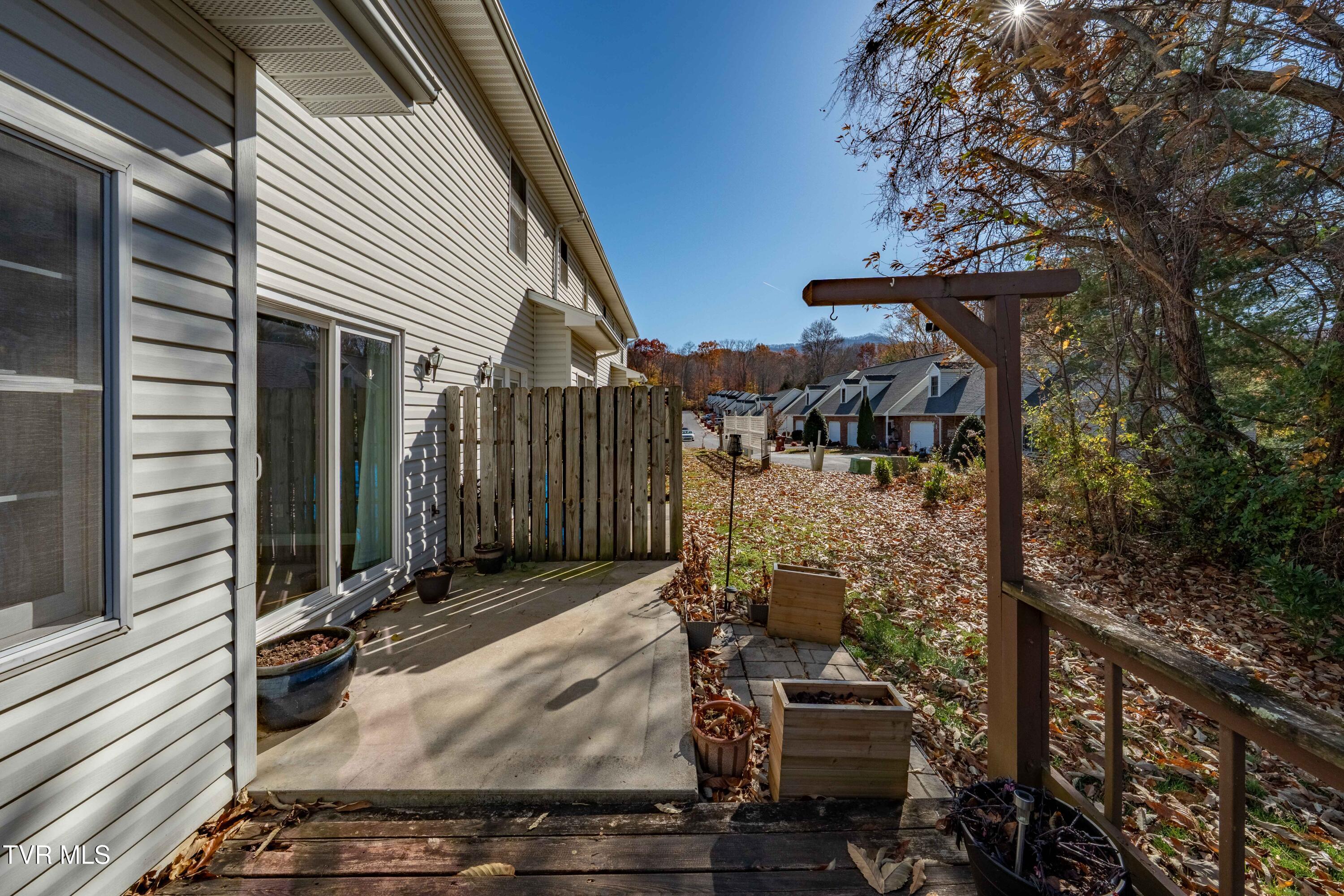 3 Cherokee Ridge Court, Unit 3 Johnson City, TN 37604 - Photo 32 of 36 3 Cherokee Ridge Court (7 of 38)