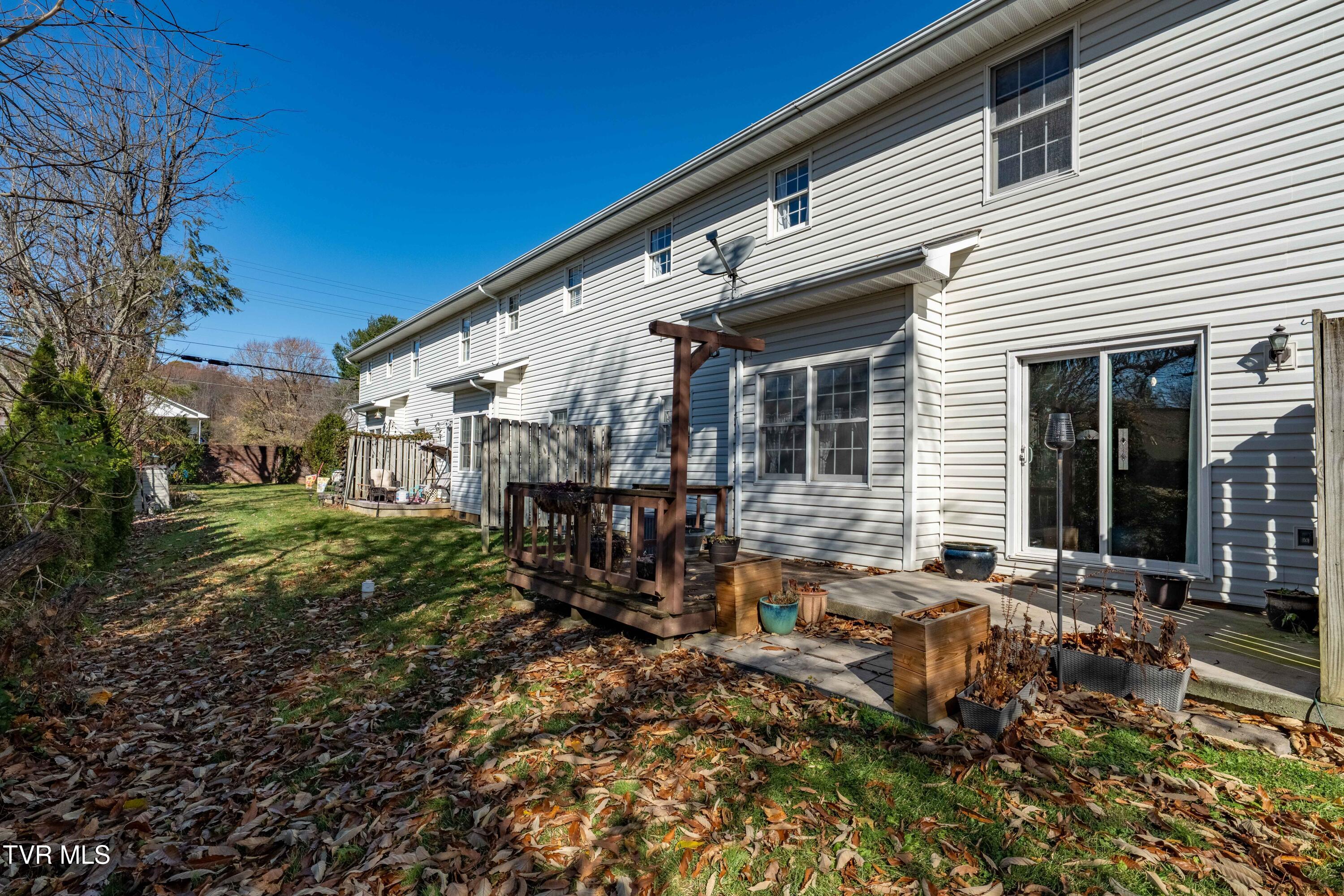 3 Cherokee Ridge Court, Unit 3 Johnson City, TN 37604 - Photo 33 of 36 3 Cherokee Ridge Court (12 of 38)