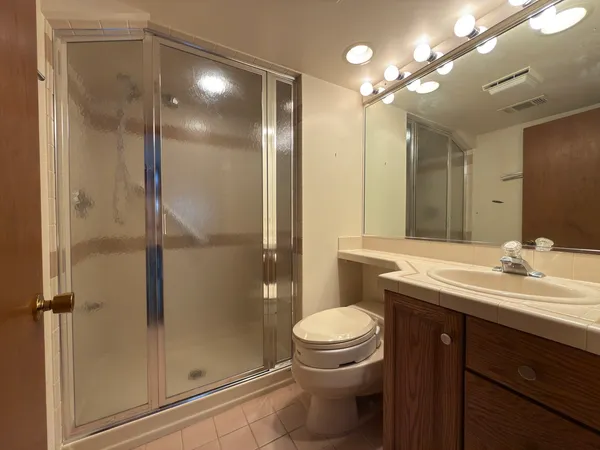 $500,000 | 7700 Apple Tree Lane, Willowbrook, IL 60527