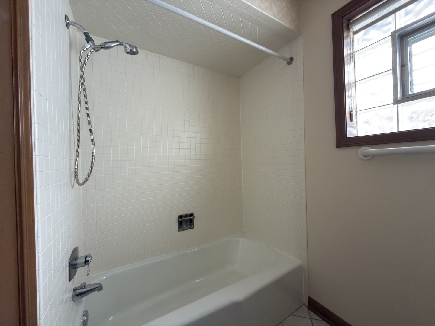 7700 Apple Tree Lane Willowbrook, IL 60527 - Photo 17 of 22