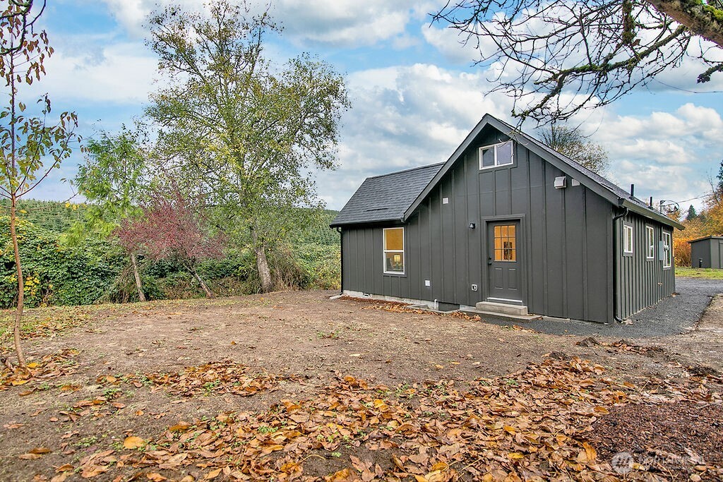 251 Swofford Road Mossyrock, WA 98564 - Photo 33 of 38 a view of a house with a yard